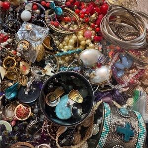 1 Lb Unsorted Tangled Jewelry Vintage Modern Wear Junk Mystery Treasure Hunt